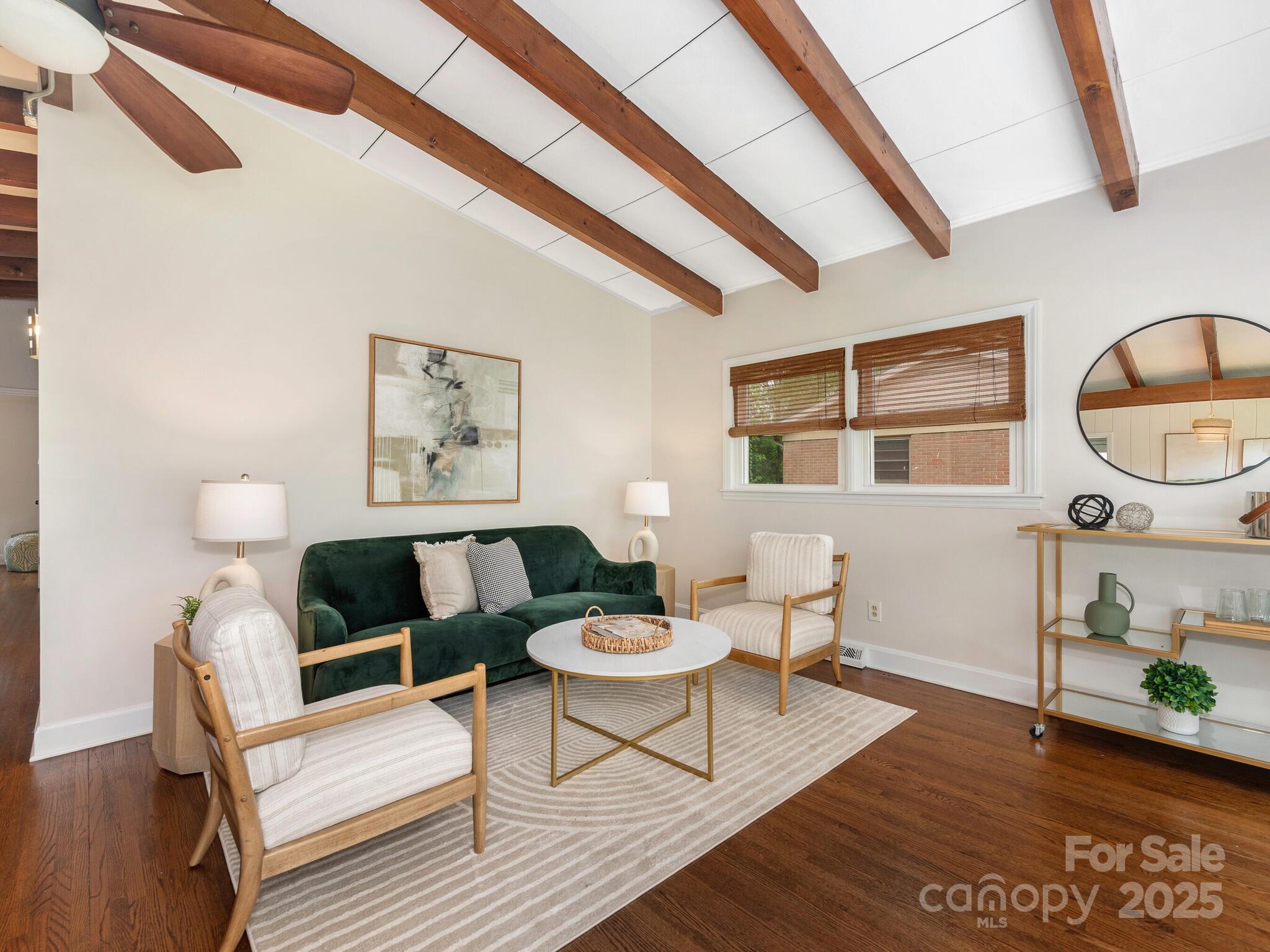 1438 Larkfield Lane