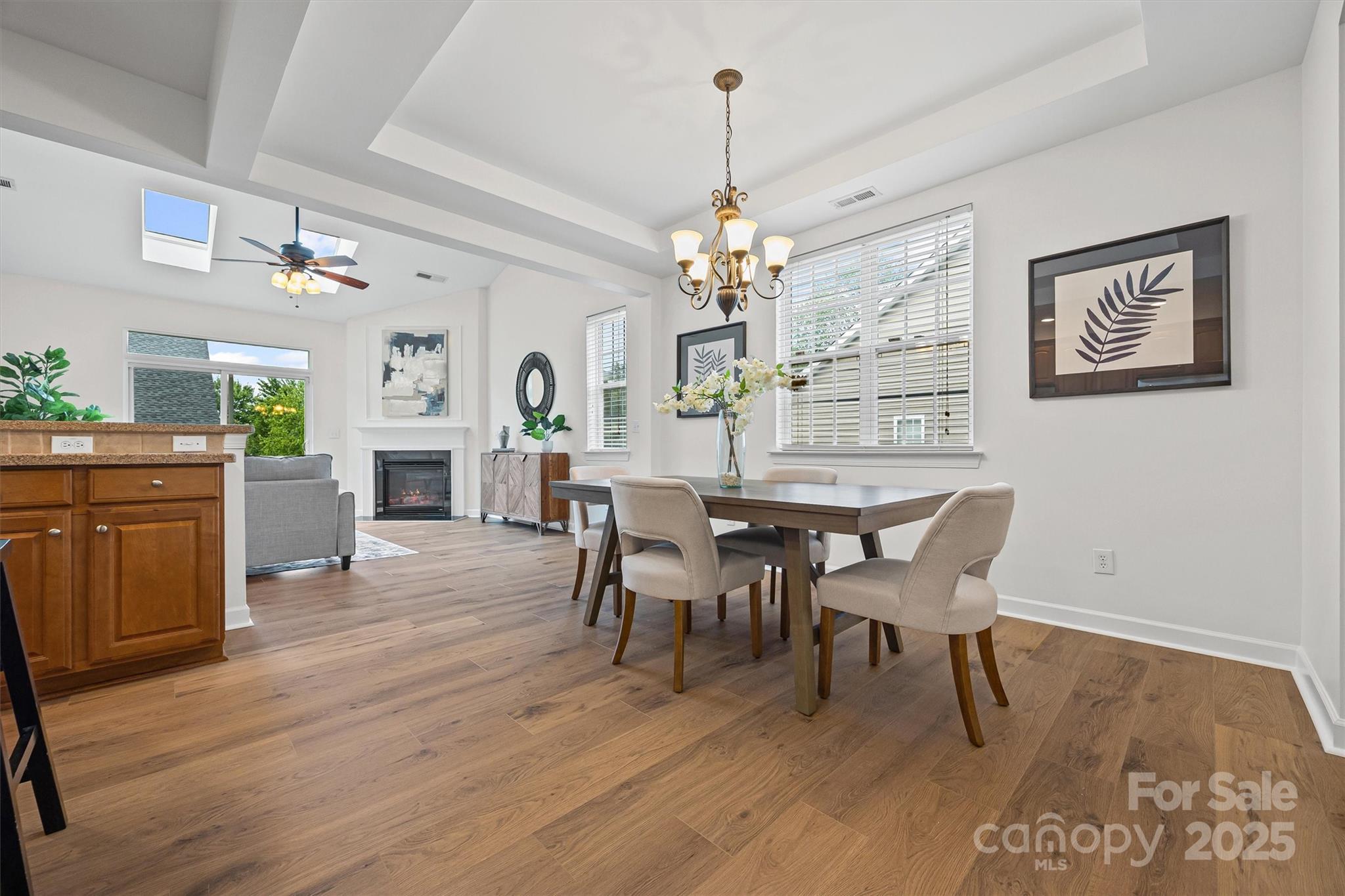 11022 Lucky Horseshoe Lane