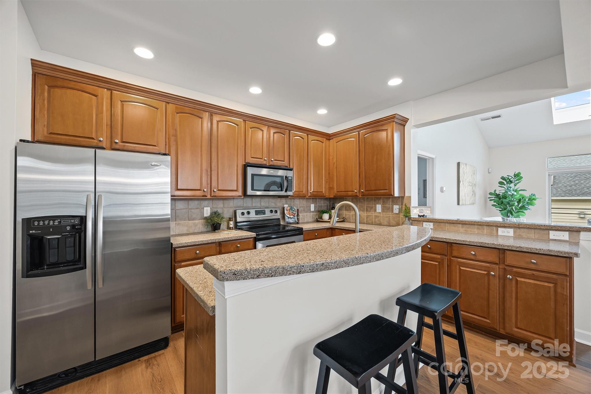 11022 Lucky Horseshoe Lane