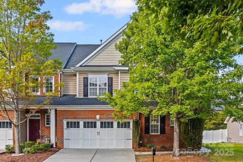 11022 Lucky Horseshoe Lane Charlotte NC 28277
