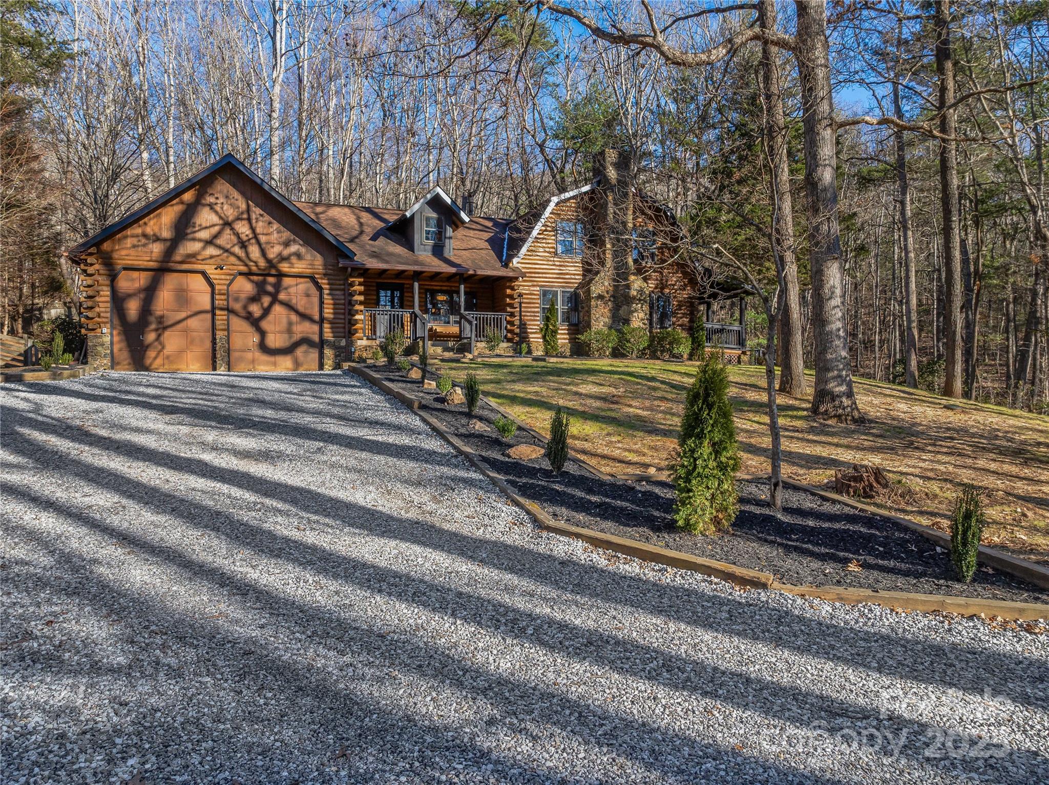 16 Decker Drive