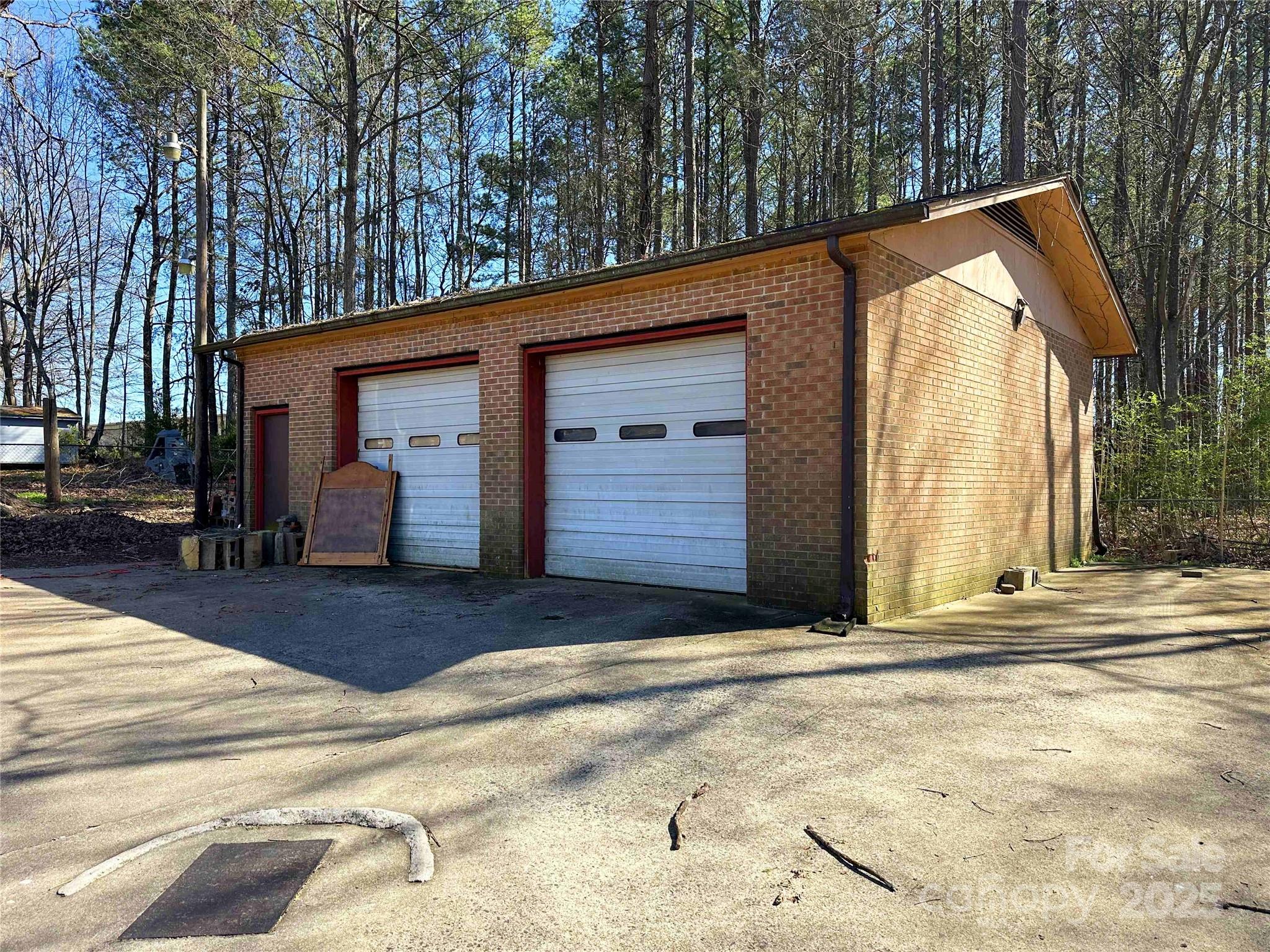 502 Monroe Street