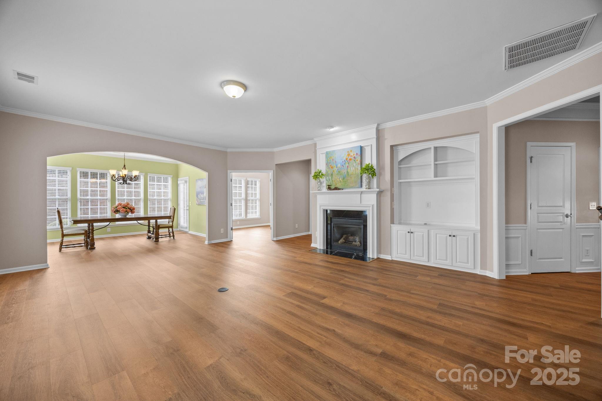 52062 Longspur Lane