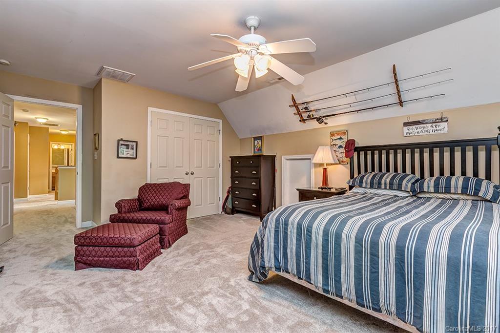Lynnwood Farms - Residential