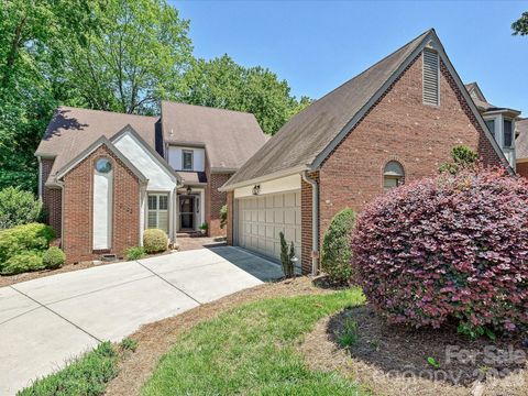Photo of 5203 Rustlewood Lane, Charlotte, NC 28226 (MLS # 4390578)