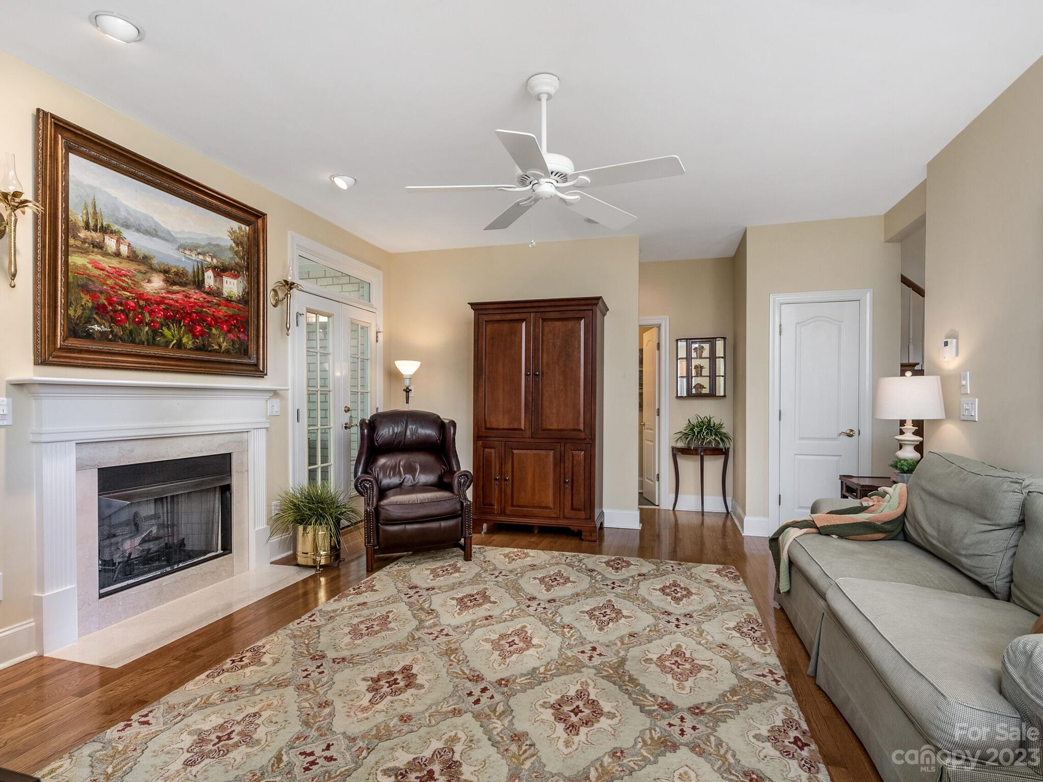 Holly Hill Farms - Residential