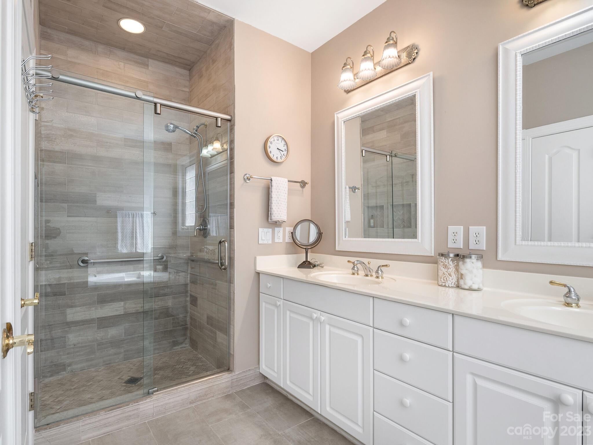 Holly Hill Farms - Residential