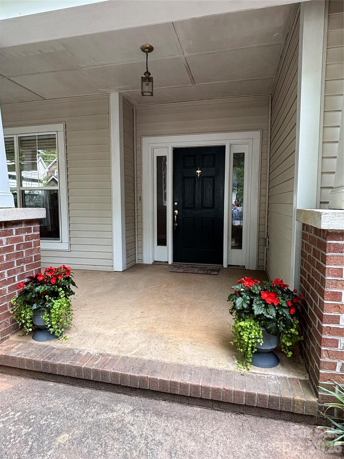 1408 Kenton Lane