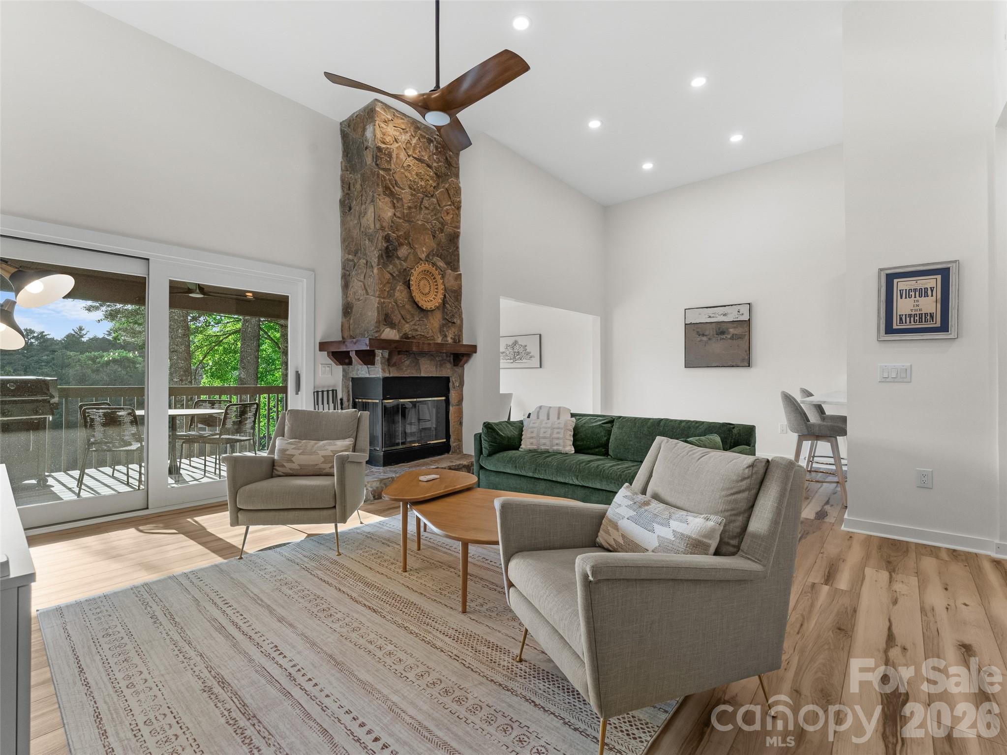 144 Racquet Club Villas Drive