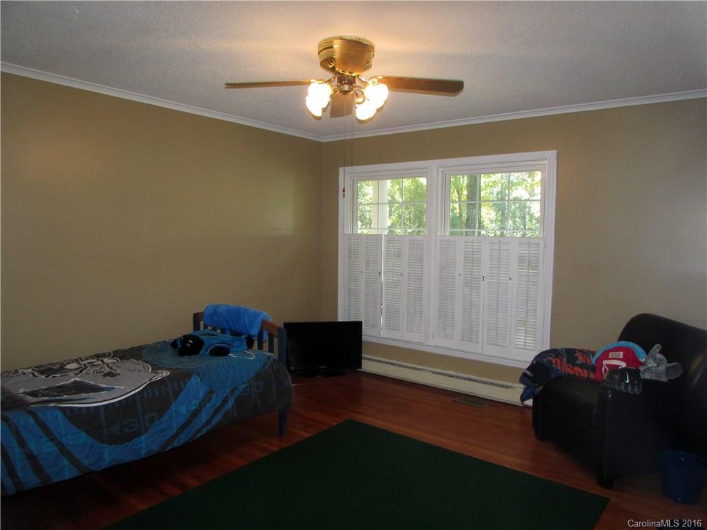 Forest Hills - Residential