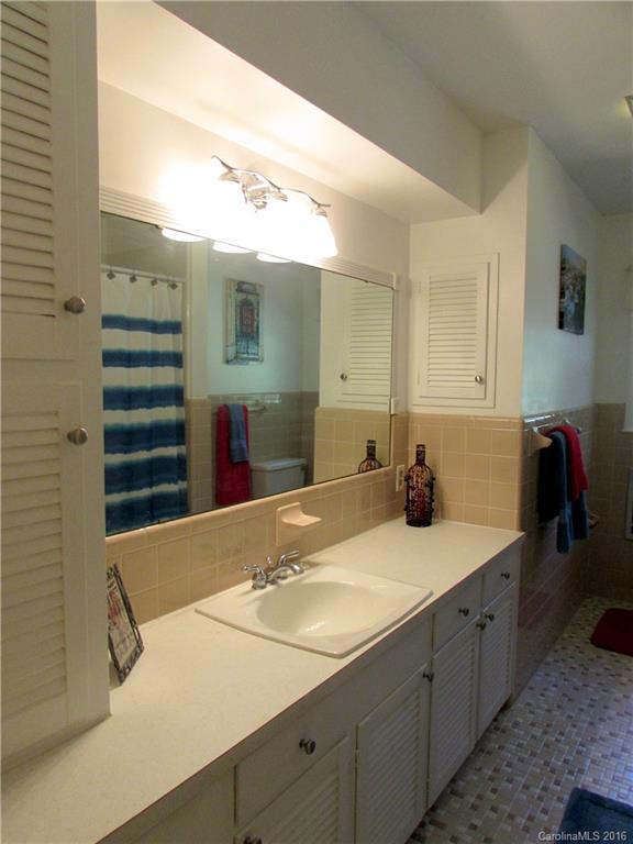 Forest Hills - Residential