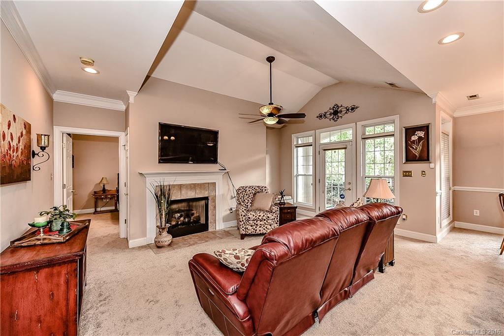 Davis Lake - Residential