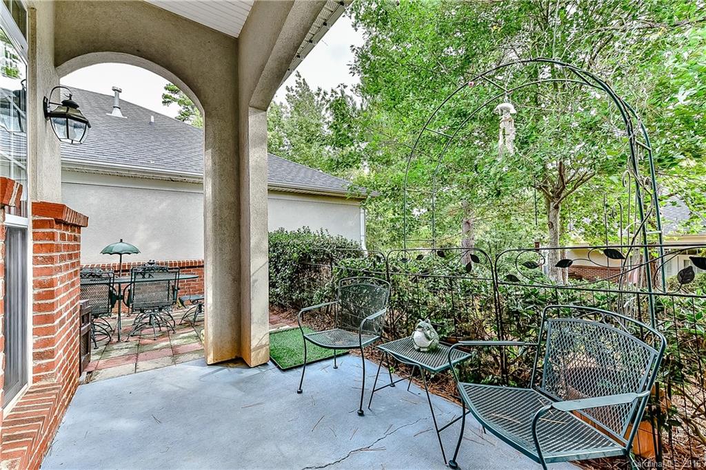 Davis Lake - Residential