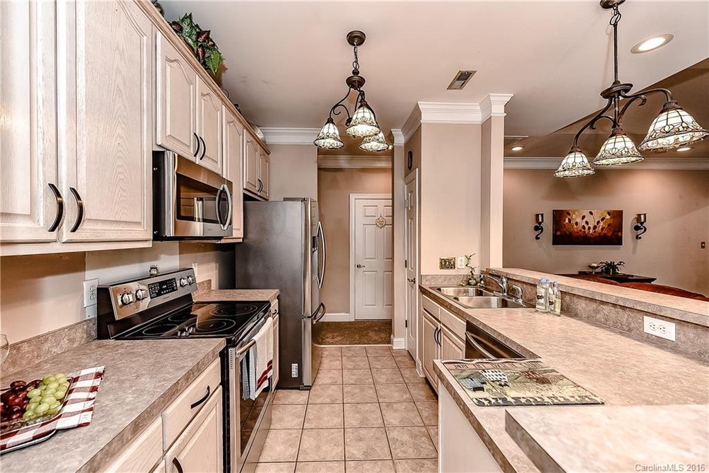 Davis Lake - Residential