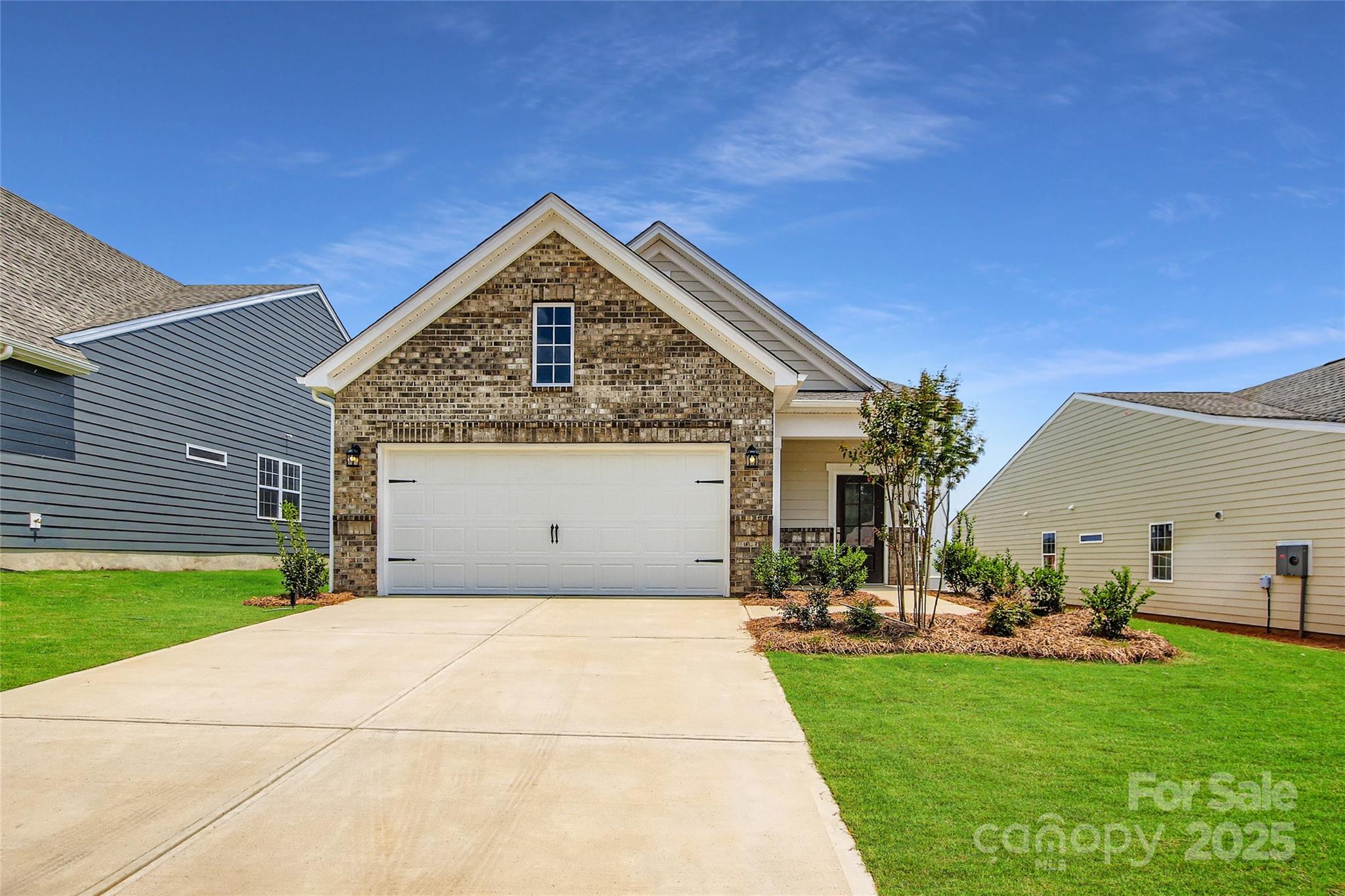 Roselyn - Residential