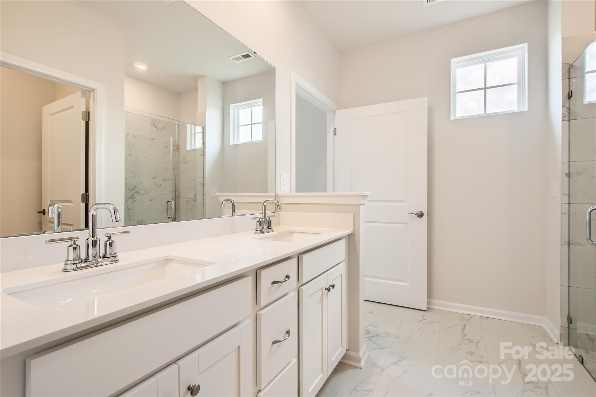 Roselyn - Residential