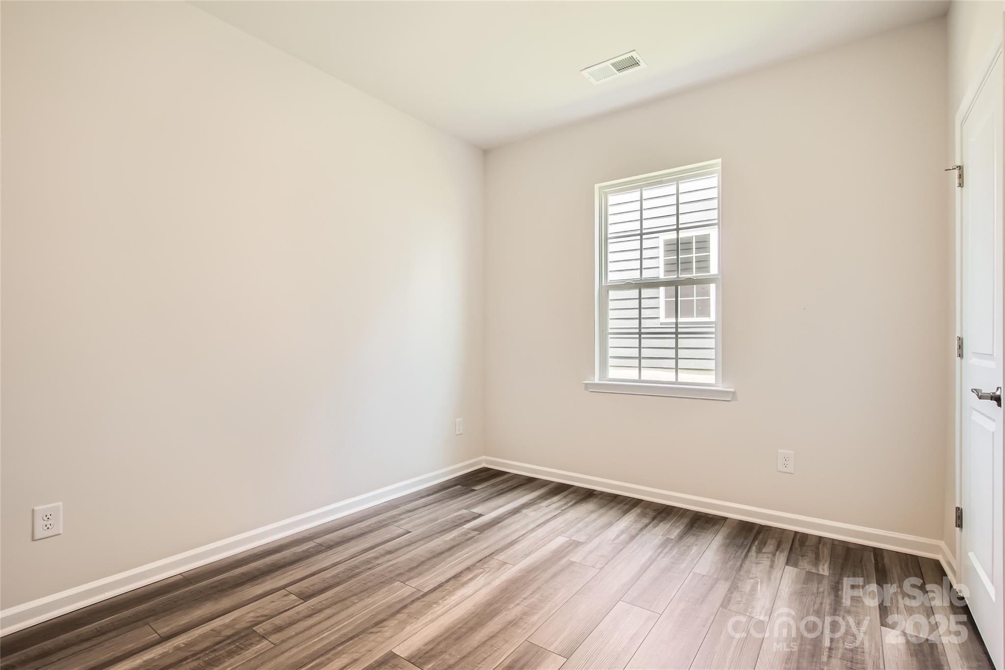 Roselyn - Residential