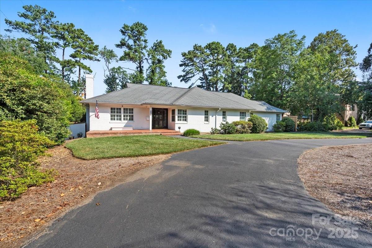 1626 S Wendover Road