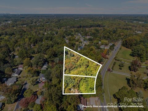 Photo of 11316 & 11324 Idlewild Road, Matthews, NC 28105 (MLS # 4312980)