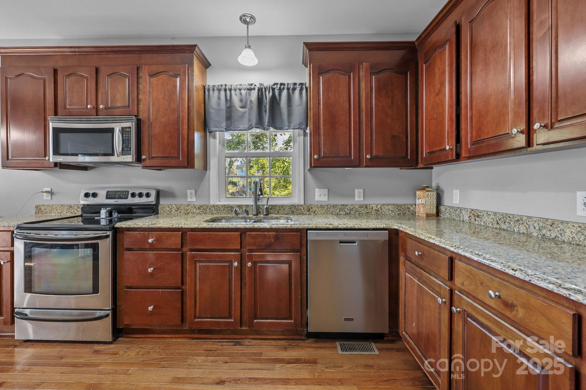 Ashland Place - Residential