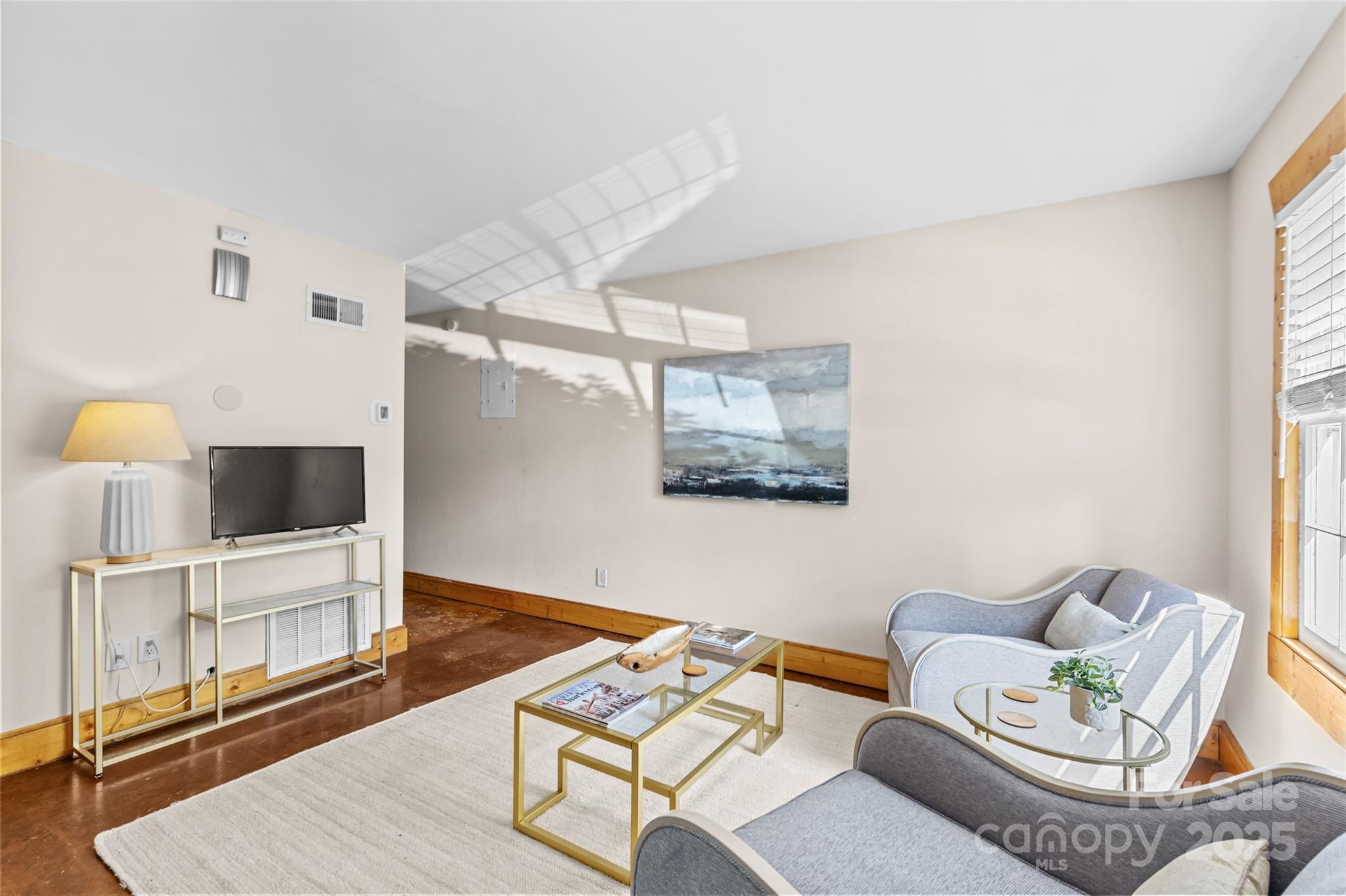 634 Chipley Avenue 1