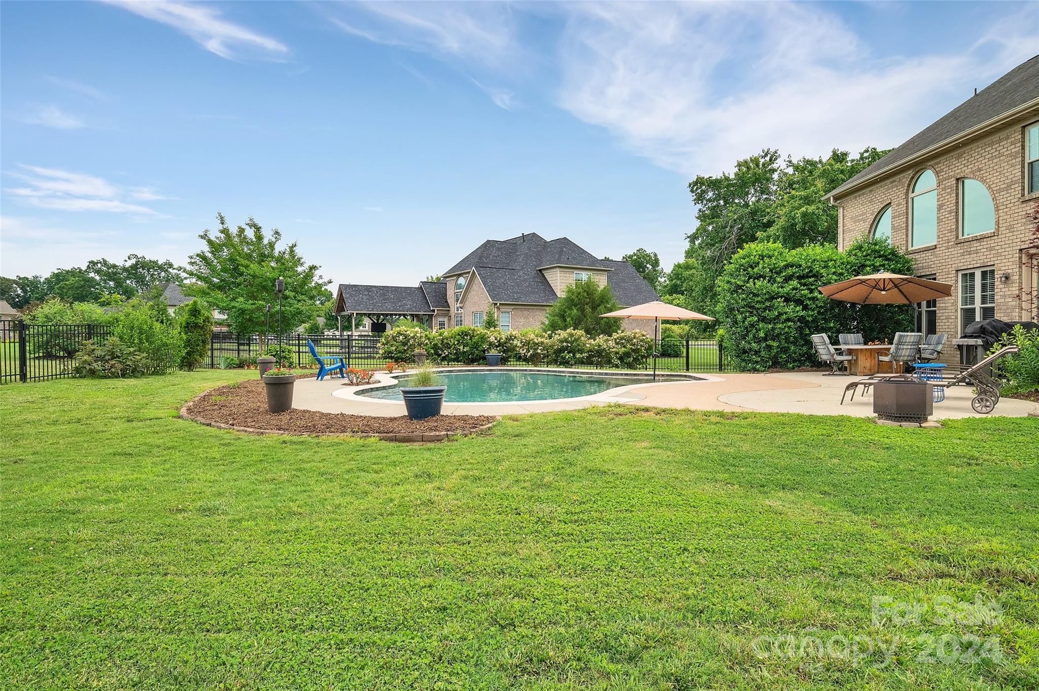 Old Gate - Residential