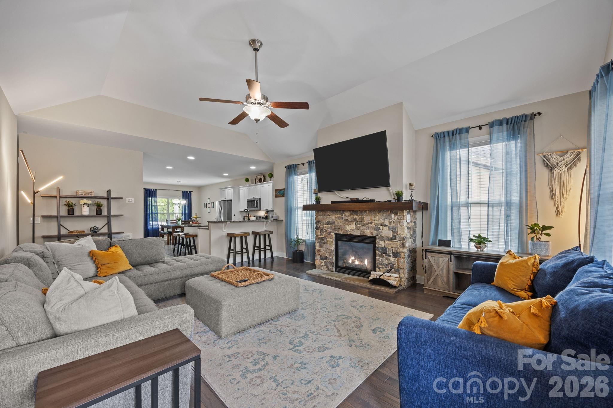 The Views at Rose Hill - Residential