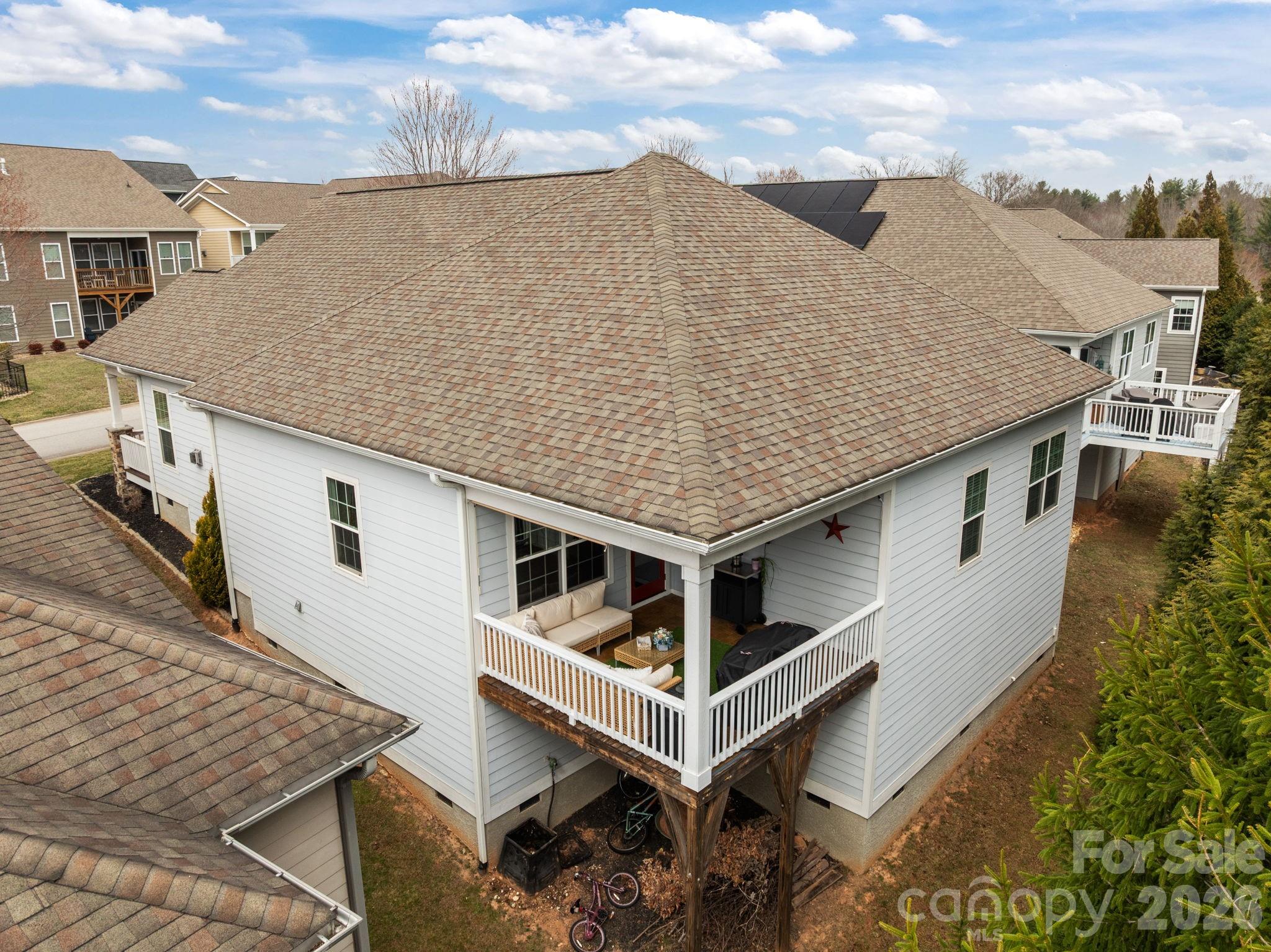 The Views at Rose Hill - Residential