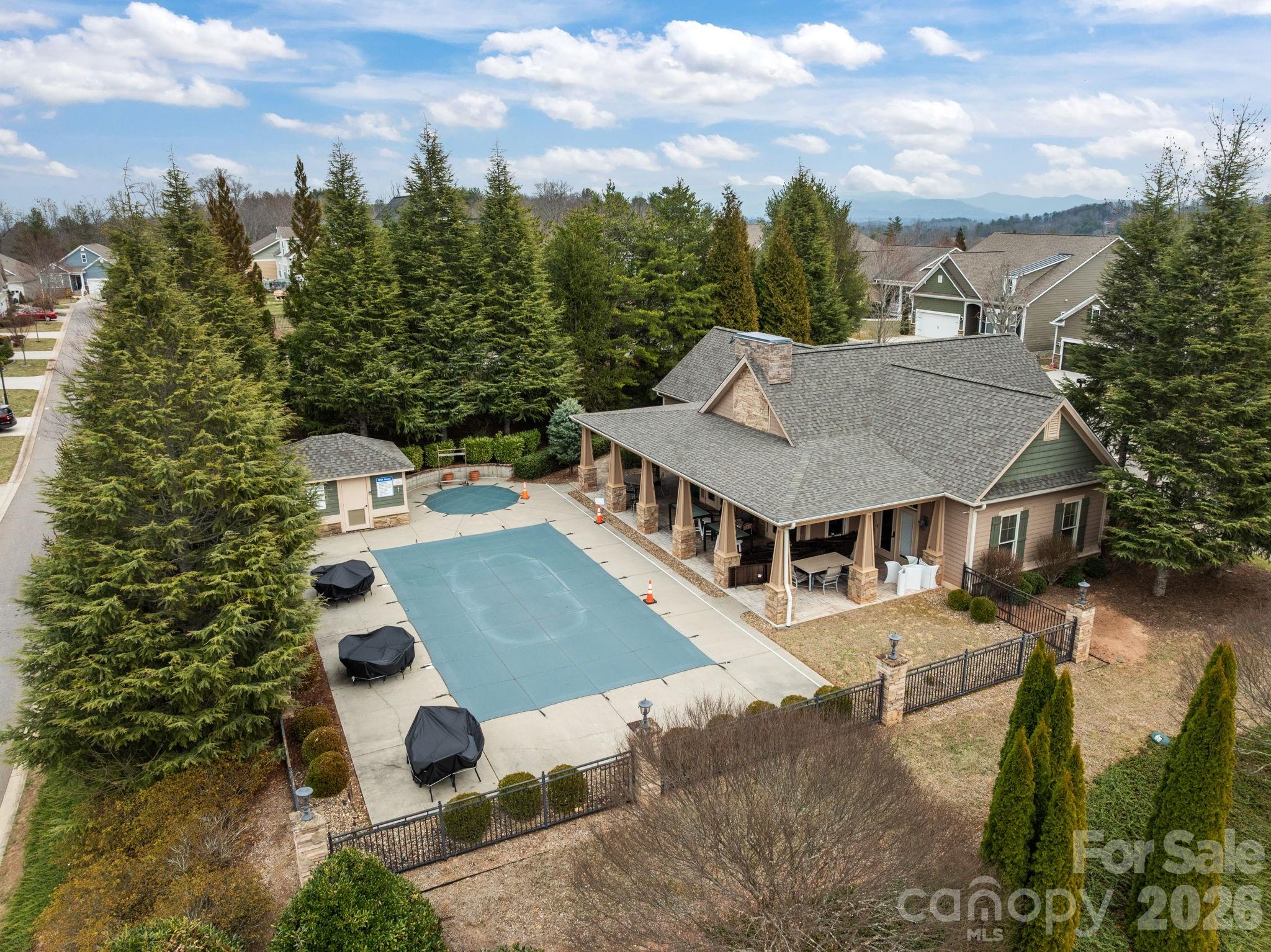 The Views at Rose Hill - Residential