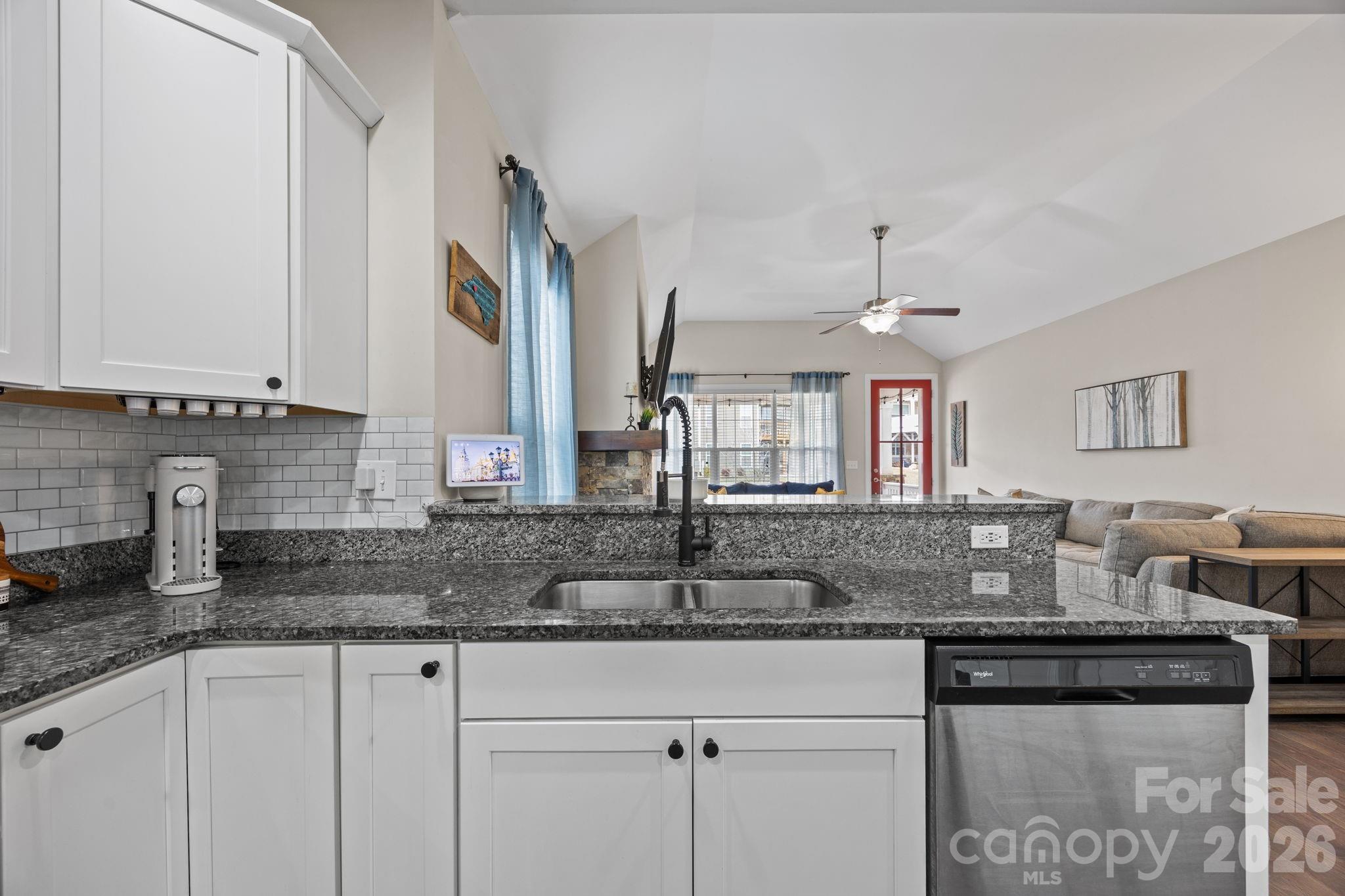 The Views at Rose Hill - Residential