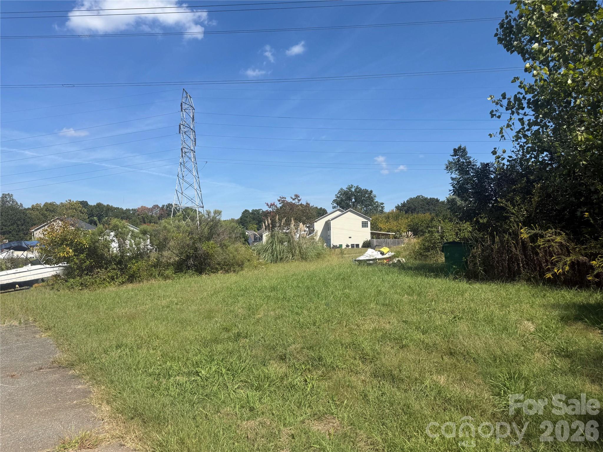 815 Oakdale Road