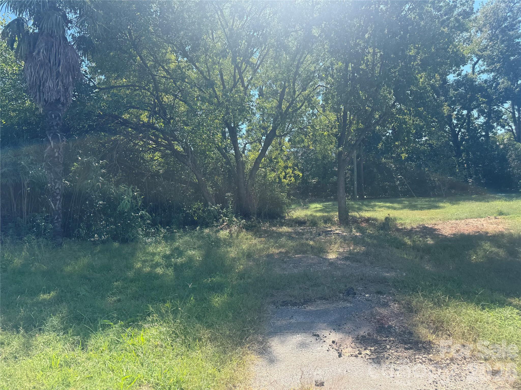 815 Oakdale Road