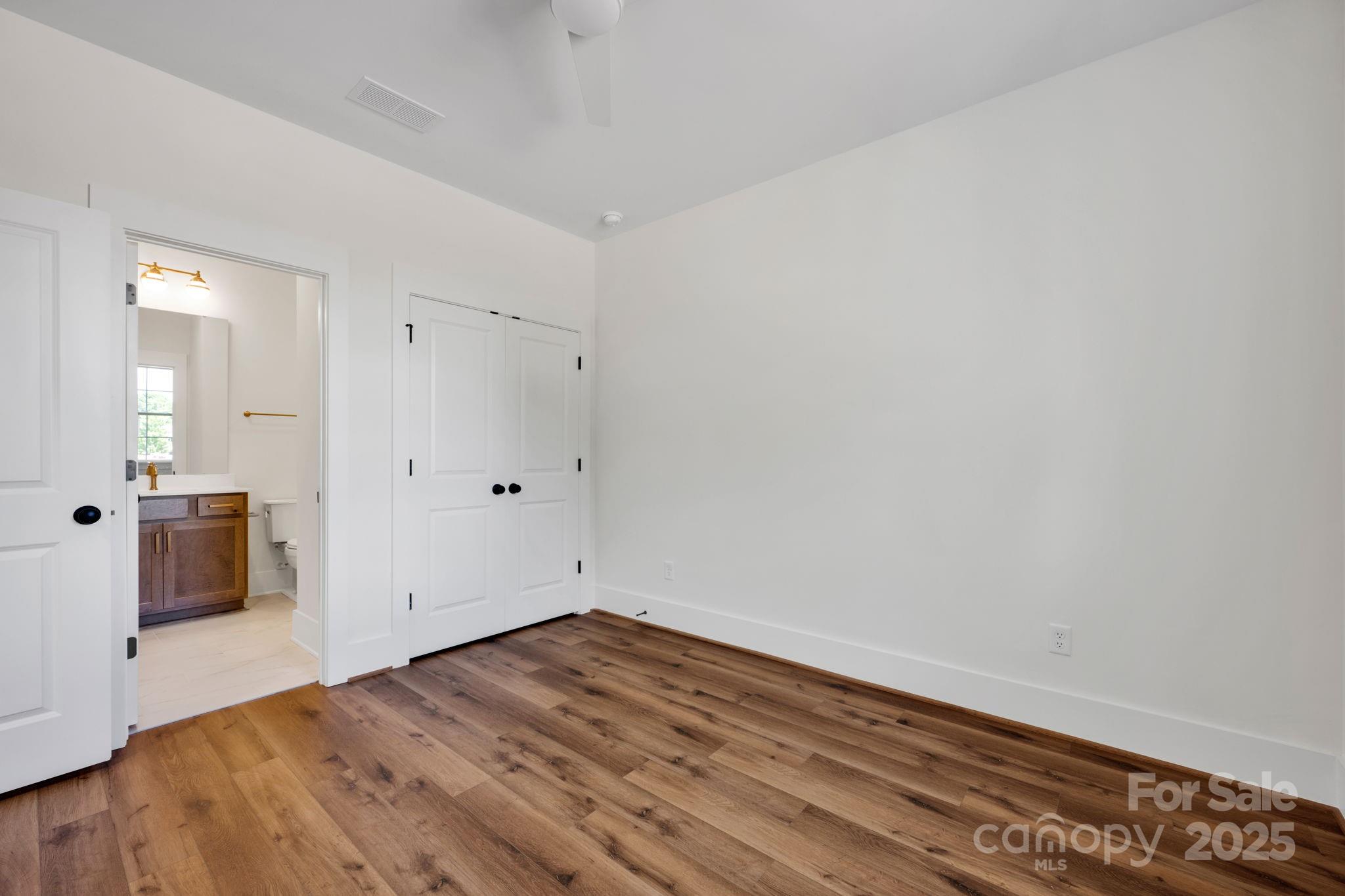 425 Delburg Mill Alley