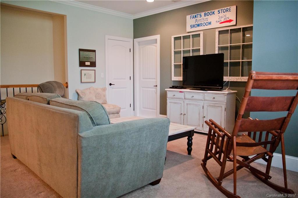 Miller Pond - Residential