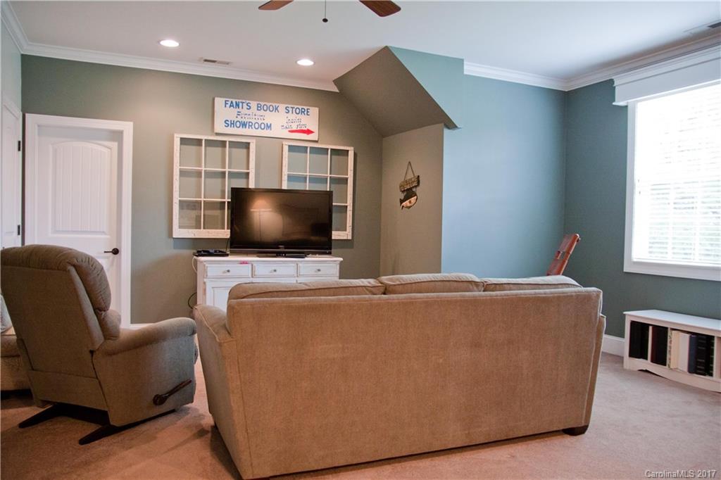 Miller Pond - Residential