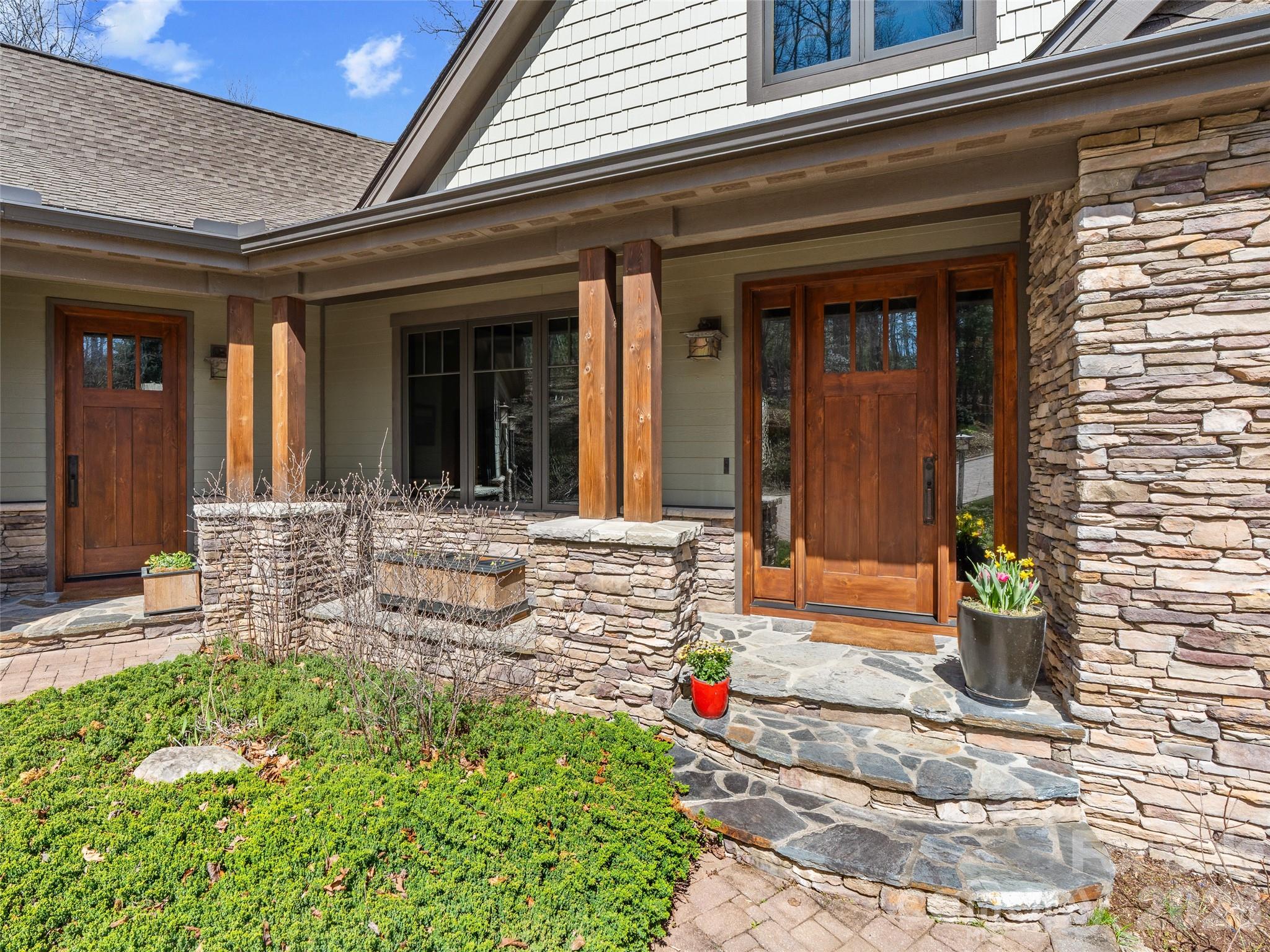 276 Stone Valley Way