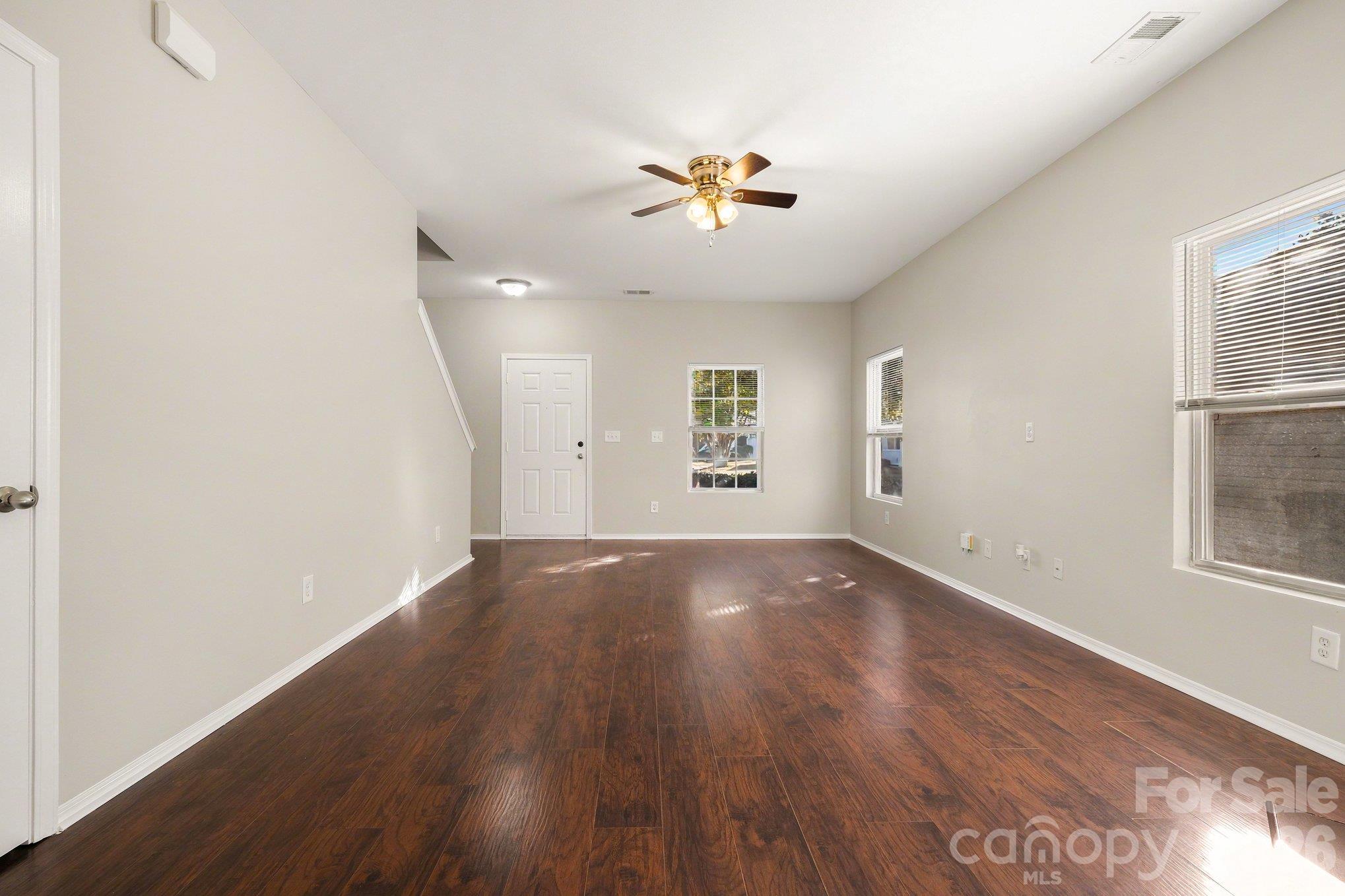 3642 Charterhall Lane