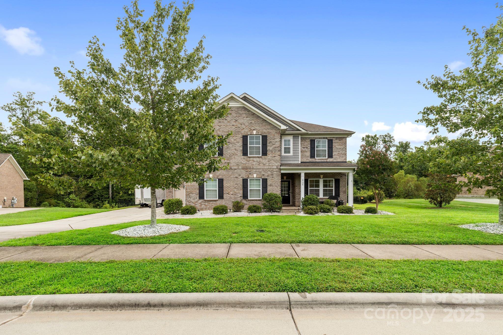 2736 Stonewood View