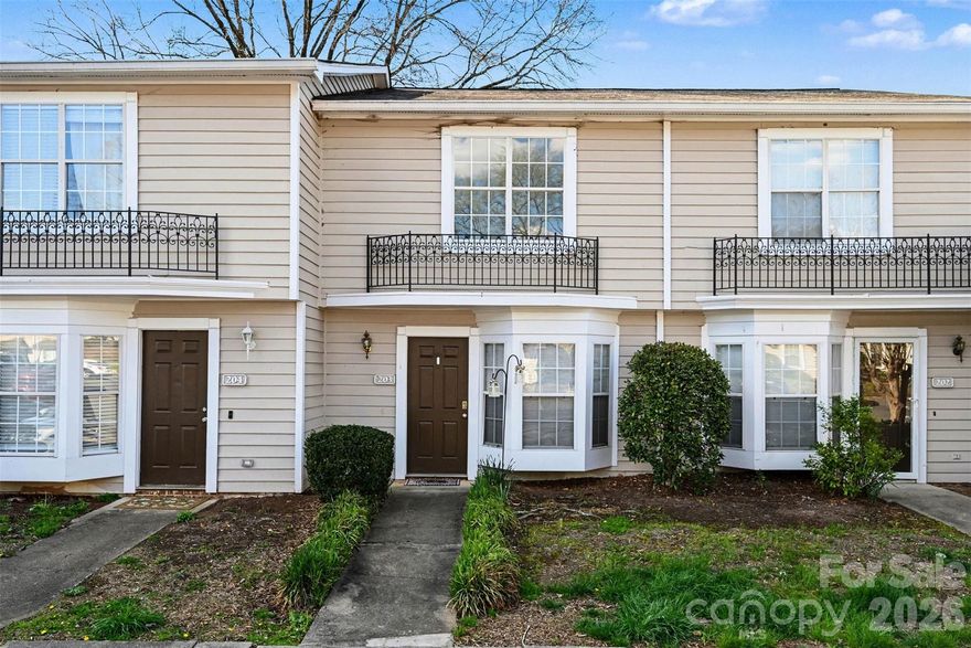 Welcome home to this beautifully maintained 2-bedroom, 1.5-bath condo that truly lives like a townhouse! Enjoy a spacious layout with room to spread out, perfect for everyday living and entertaining. Conveniently located near the highway, you’ll have easy access to shopping, dining, and commuting routes. The community offers fantastic amenities, making it easy to relax and enjoy your surroundings. Low-maintenance living meets comfort and convenience!