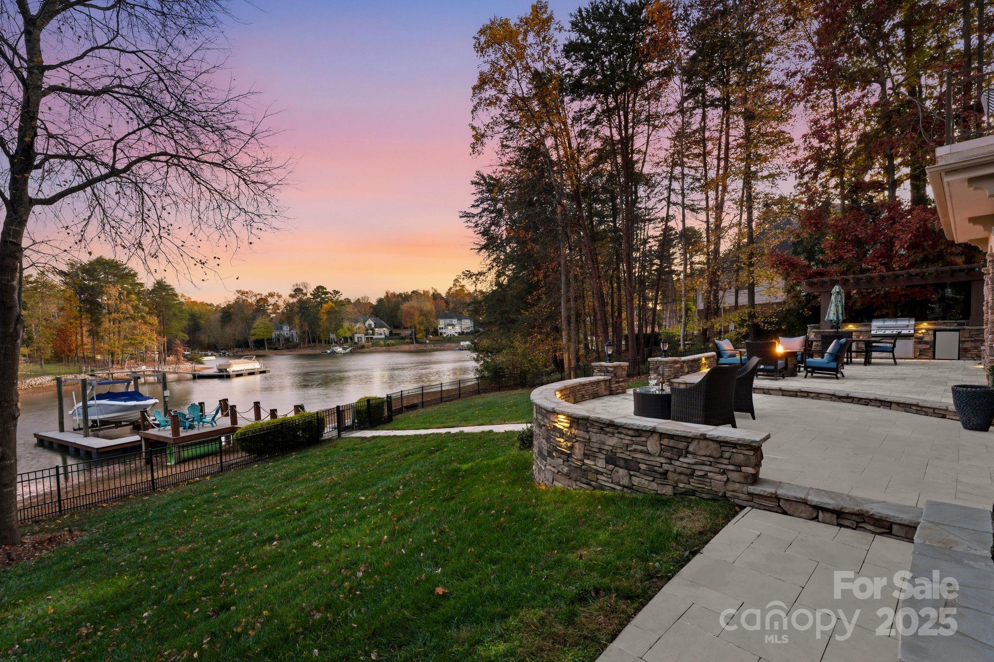 128 Brownstone Drive