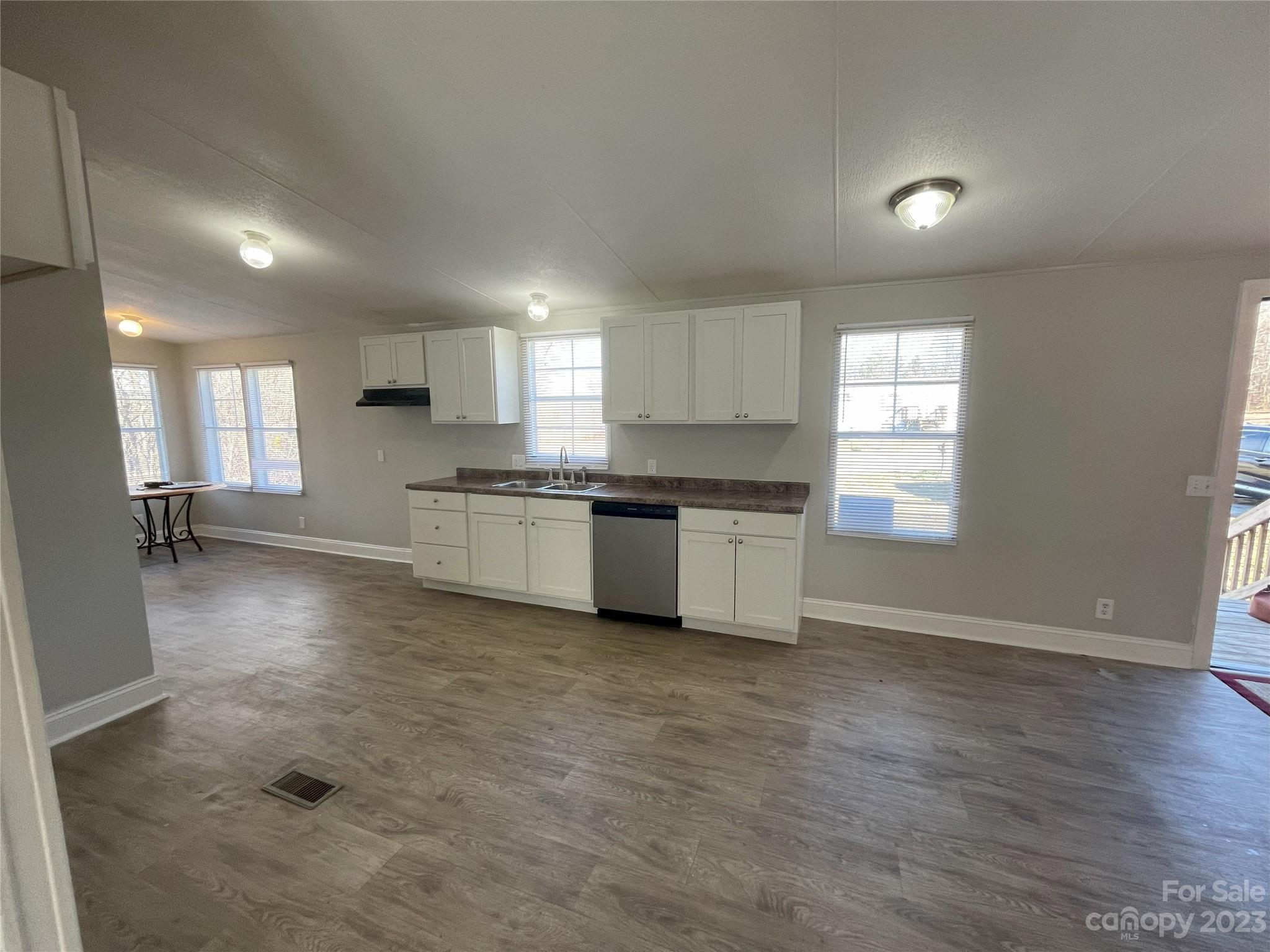 Buffalo Acres - Residential