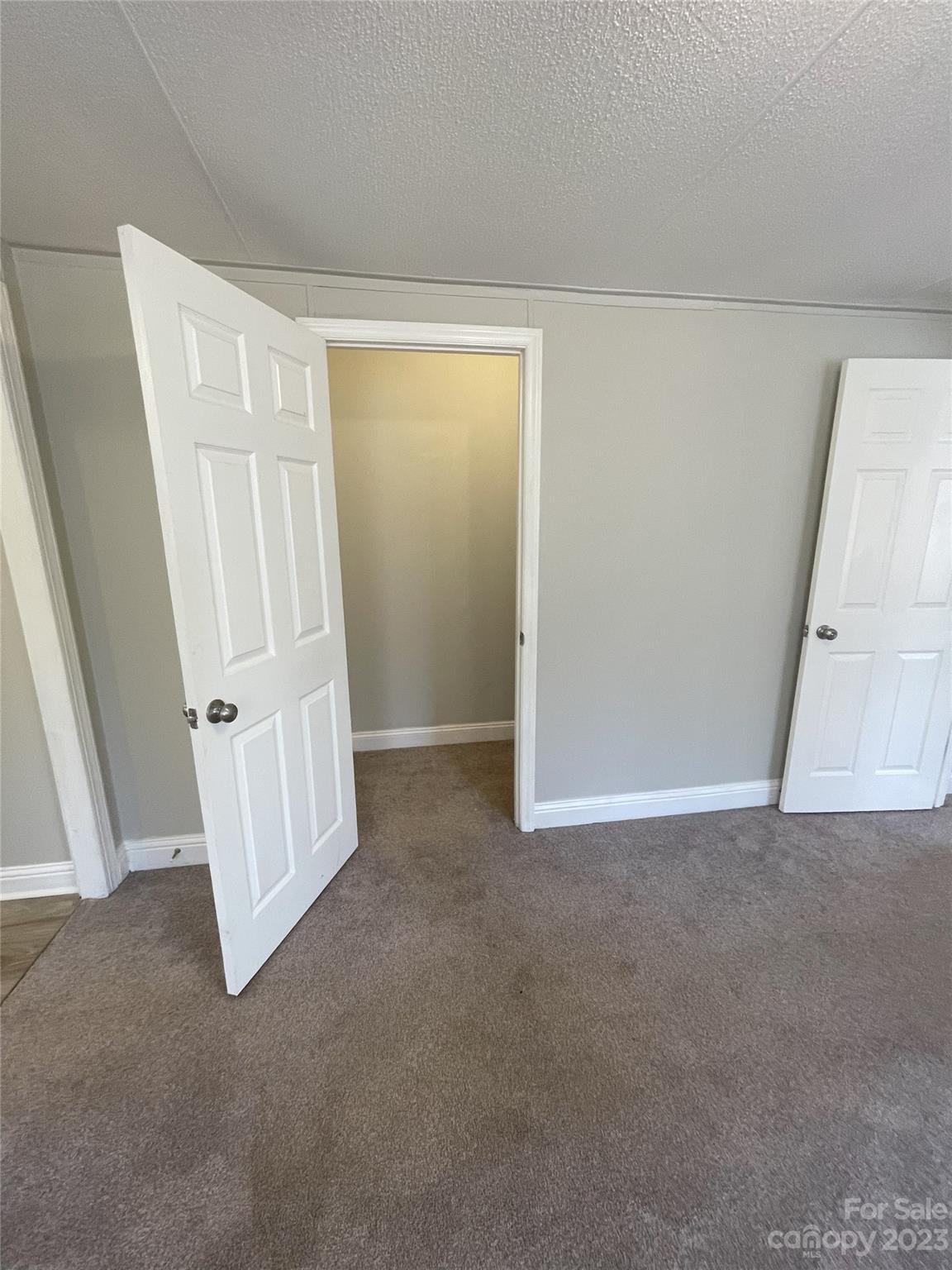 Buffalo Acres - Residential