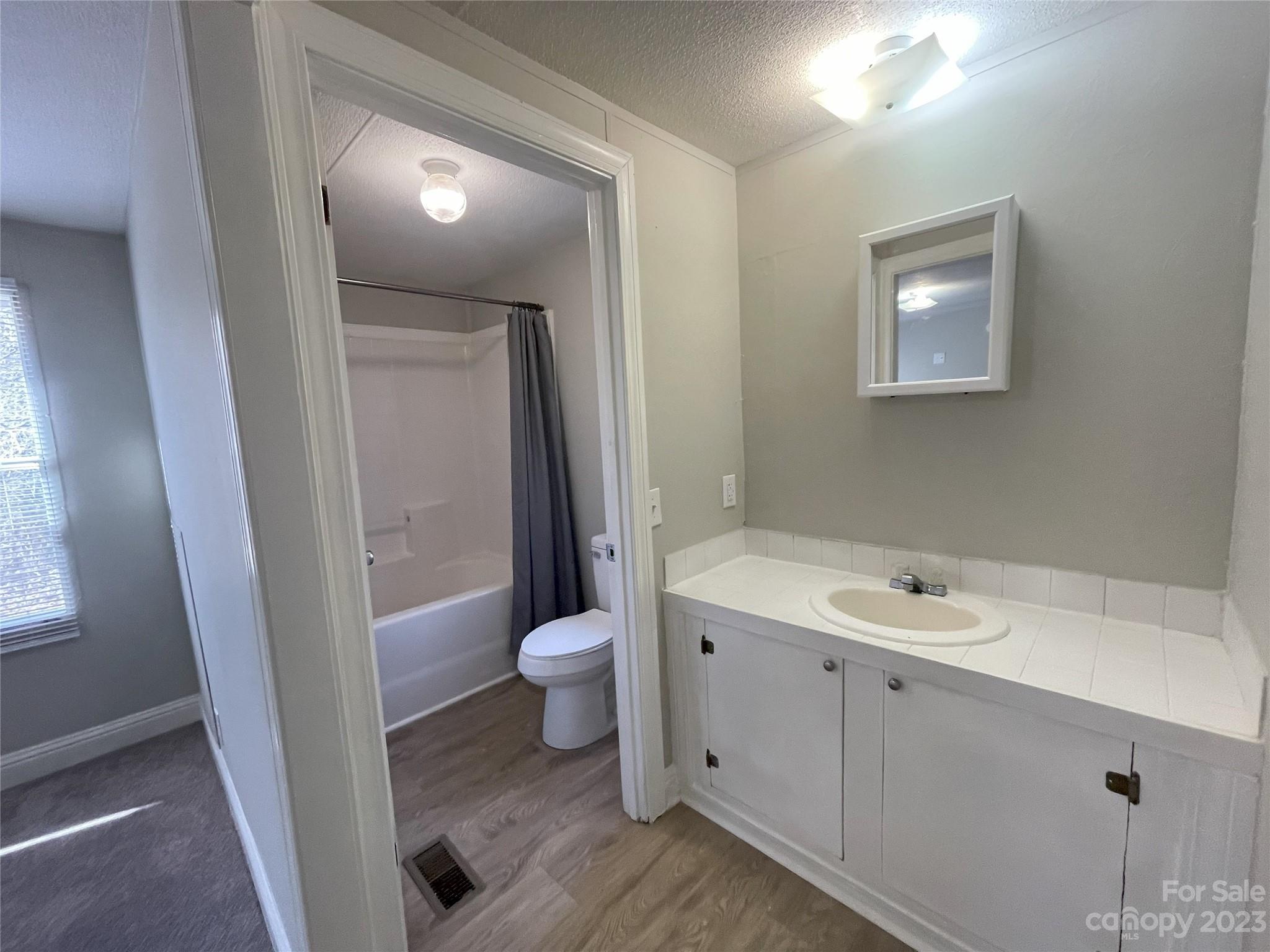 Buffalo Acres - Residential