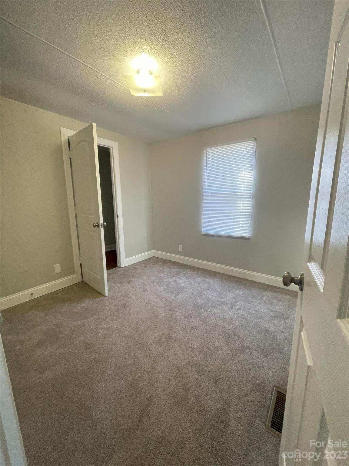 Buffalo Acres - Residential