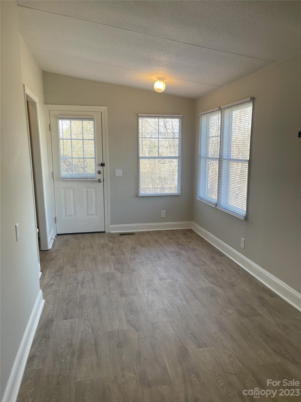 Buffalo Acres - Residential