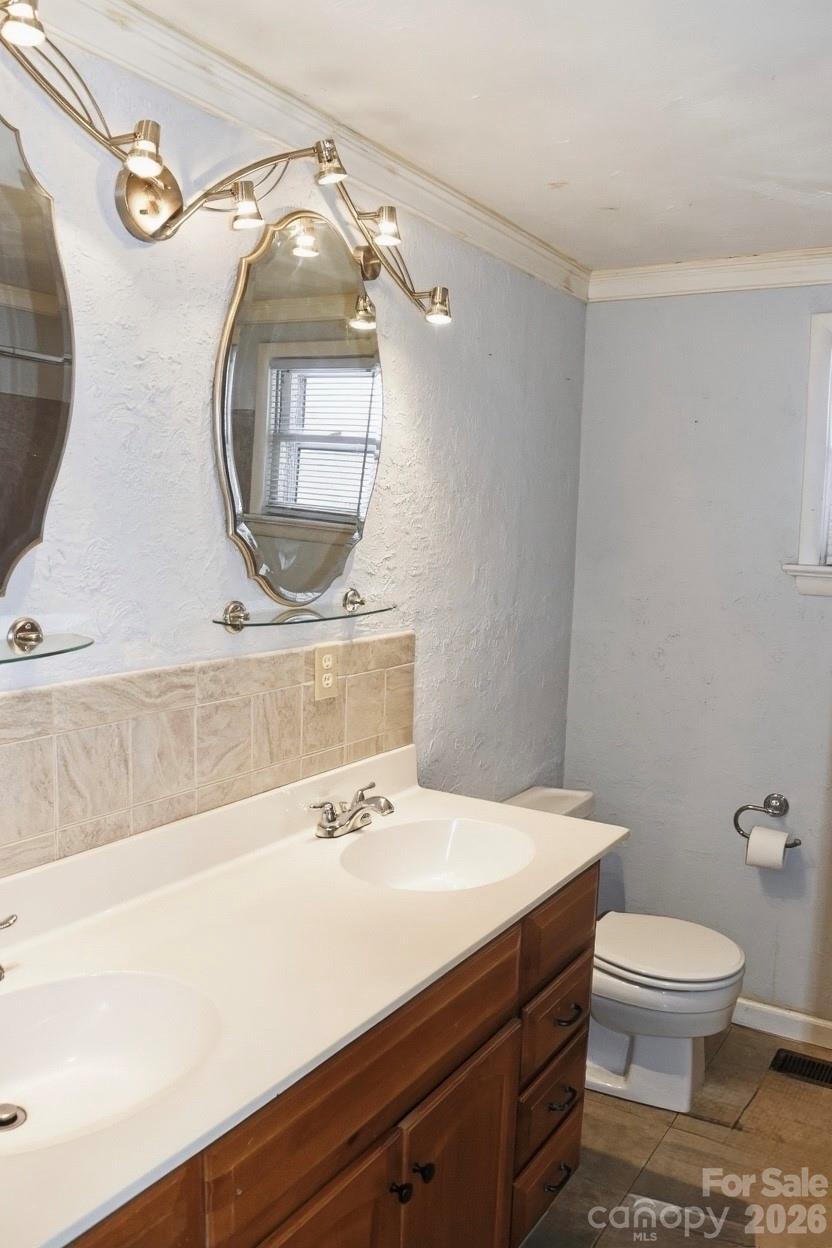 Terrace Lawn - Residential