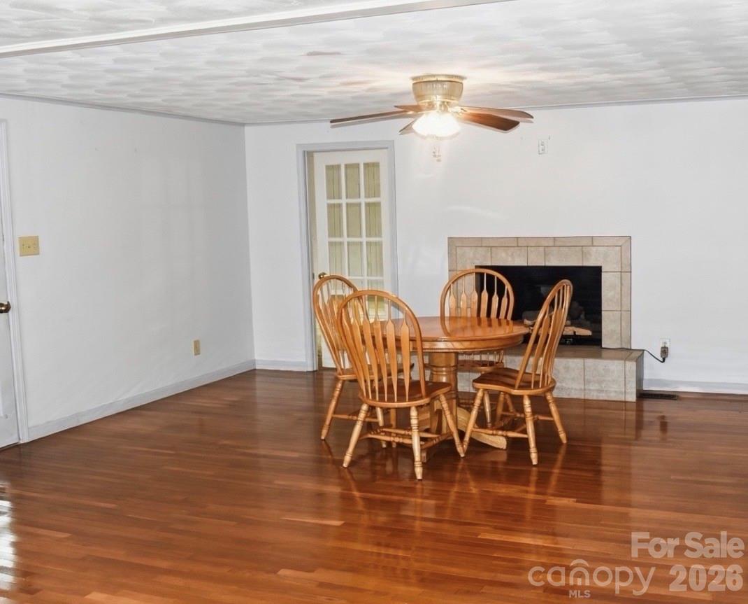 Terrace Lawn - Residential