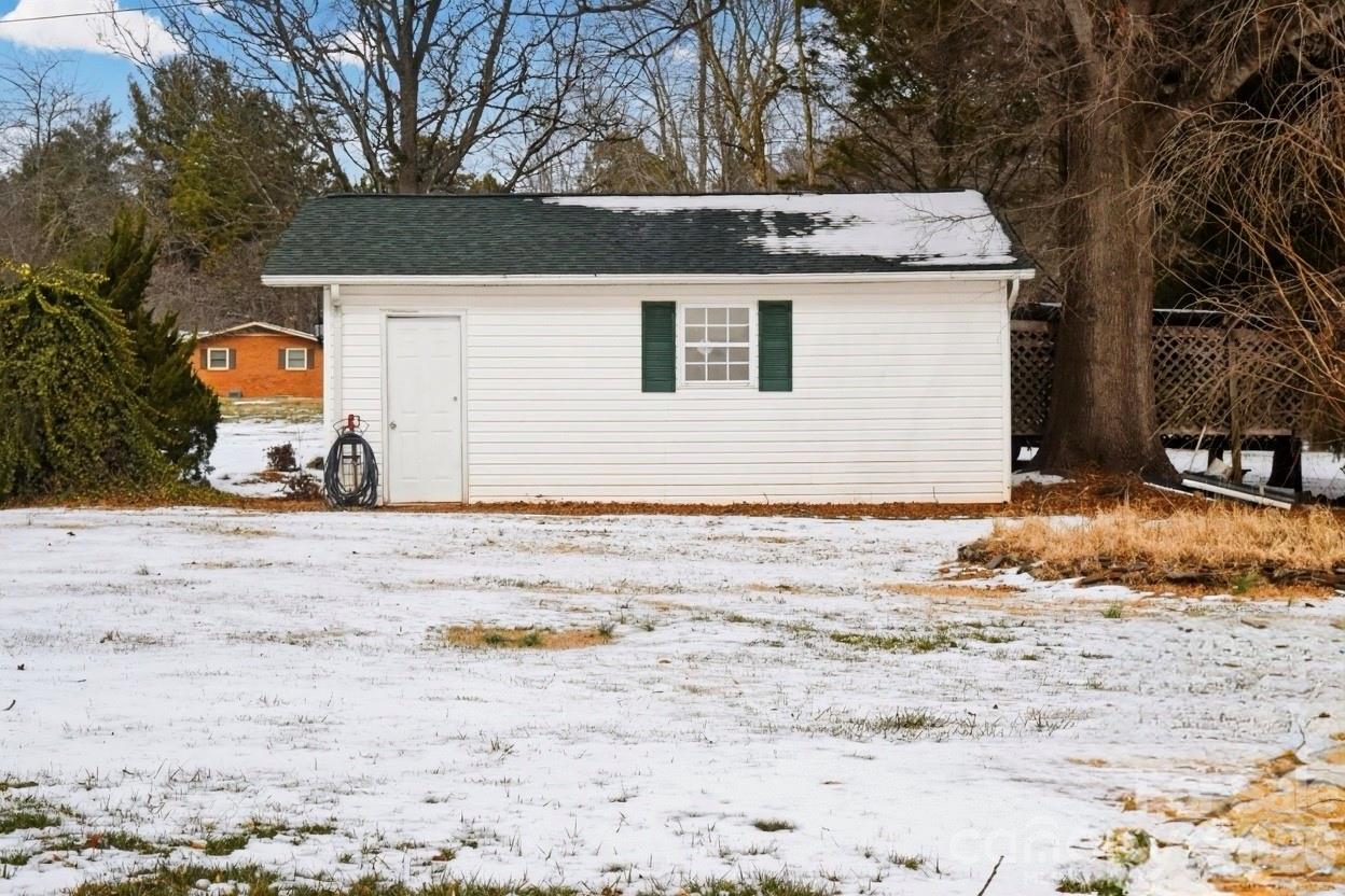 Terrace Lawn - Residential