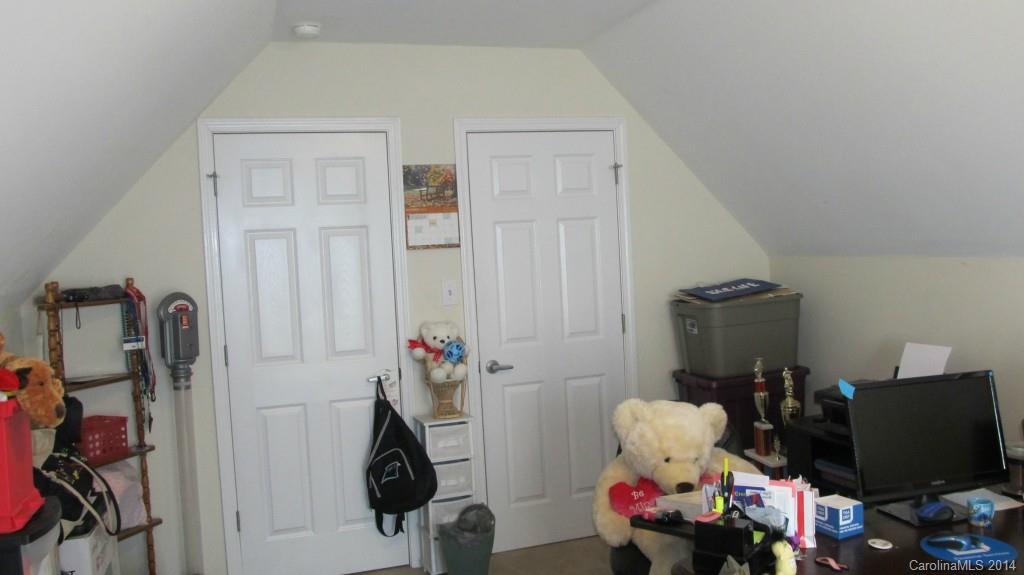 Houston Hills - Residential