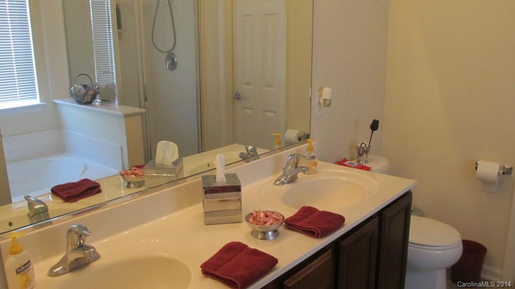 Houston Hills - Residential